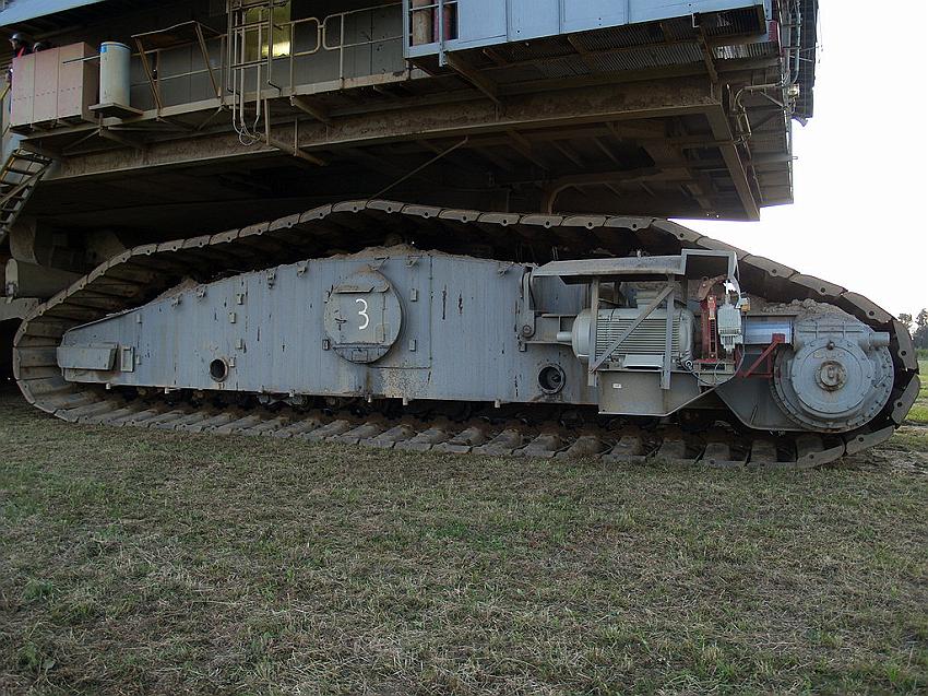 Bagger auf Reisen P223.JPG